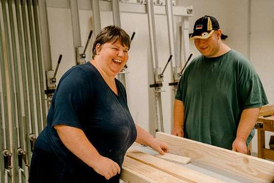 Arbeiten in der Holzwerkstatt - © Lebenshilfe Forchheim