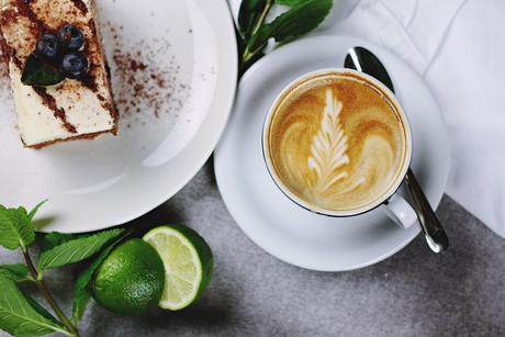 Heilmittel gegen Corona? Kaffee blockiert Rezeptor